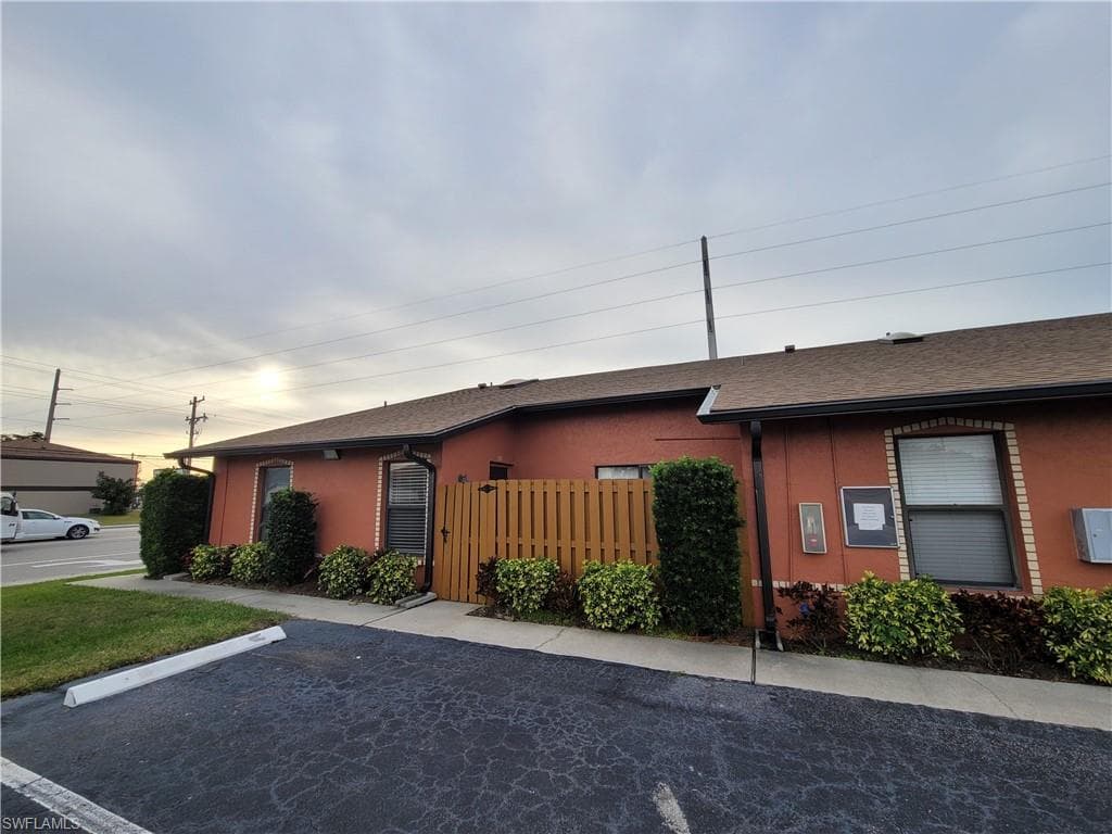 804 SW 47th TER 101 CAPE CORAL, FL 33914