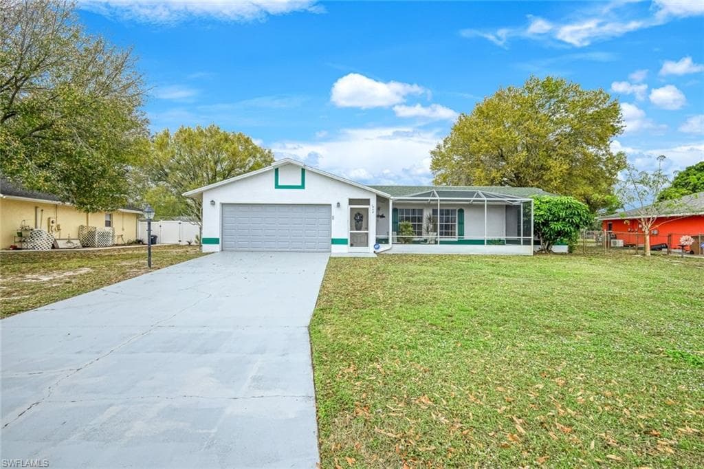 1648 Cheshire CIR W LEHIGH ACRES, FL 33936