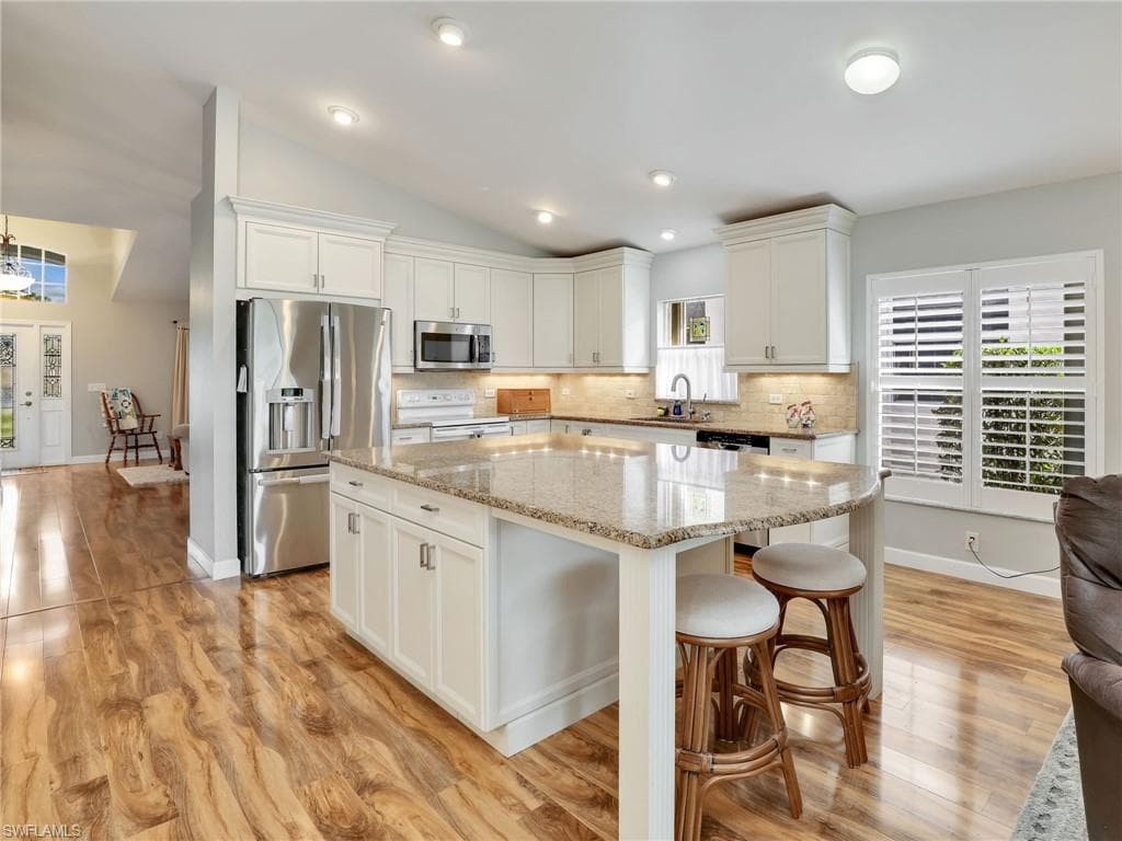 21554 Berwhich RUN ESTERO, FL 33928