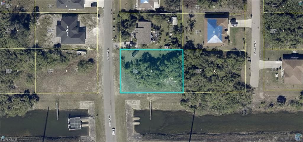 100 Sara AVE N LEHIGH ACRES, FL 33971