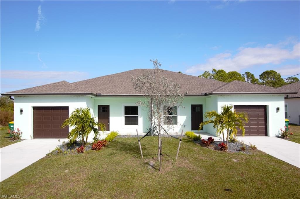 12512 Buffing RD PORT CHARLOTTE, FL 33981