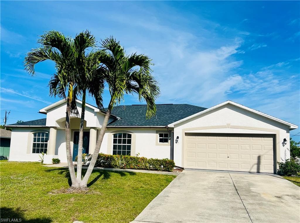923 SE 23rd TER CAPE CORAL, FL 33990