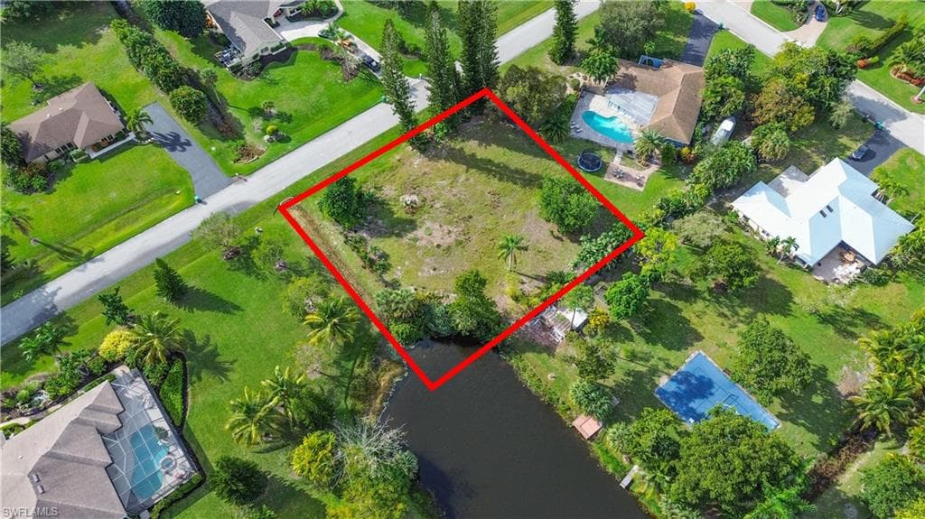 1585 Golden Harvest LN NAPLES, FL 34109
