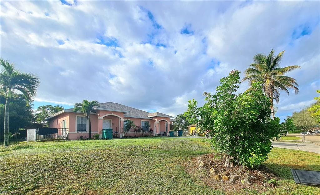 4580 24th PL SW NAPLES, FL 34116