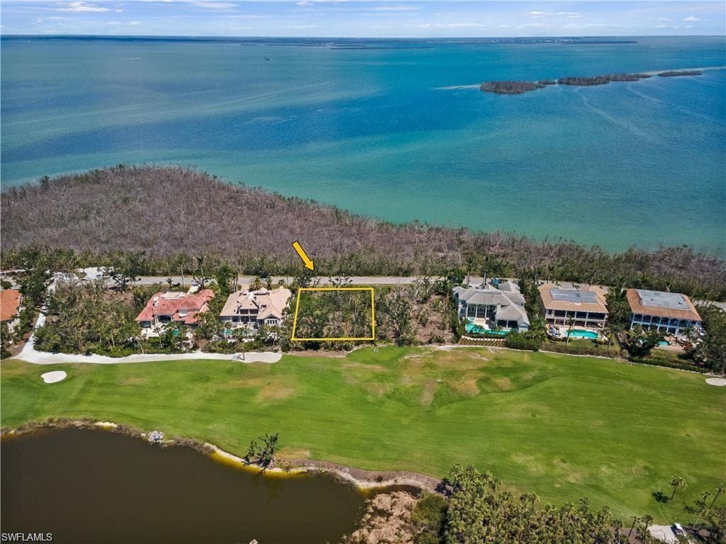 2933 Wulfert RD SANIBEL, FL 33957