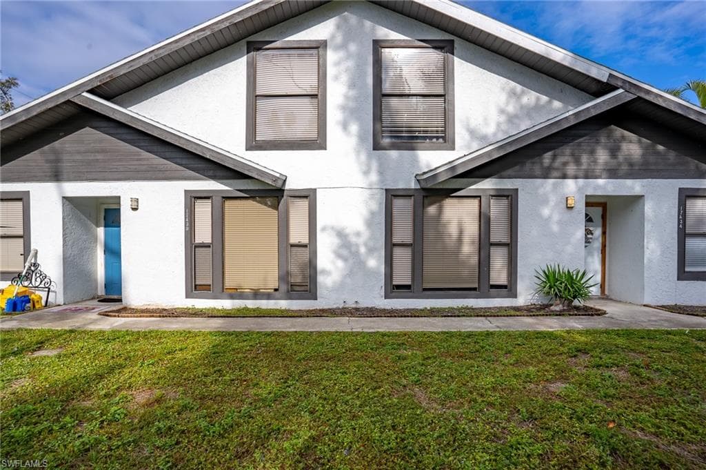 17430/434 Dumont DR FORT MYERS, FL 33967