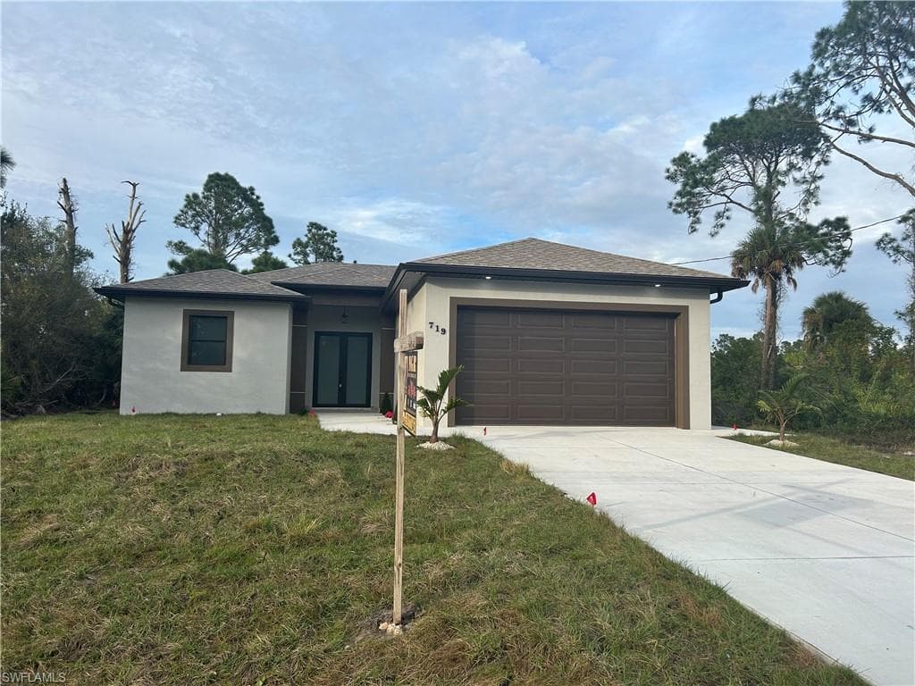 719 Long Island ST E LEHIGH ACRES, FL 33974