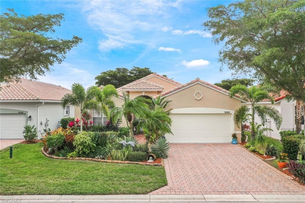 9540 Liseron DR ESTERO, FL 33928