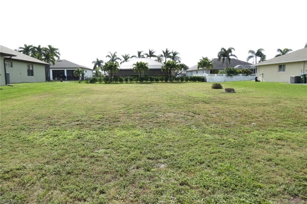 2228 SW 44th ST CAPE CORAL, FL 33914