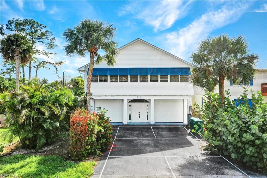 770 Park AVE NAPLES, FL 34110