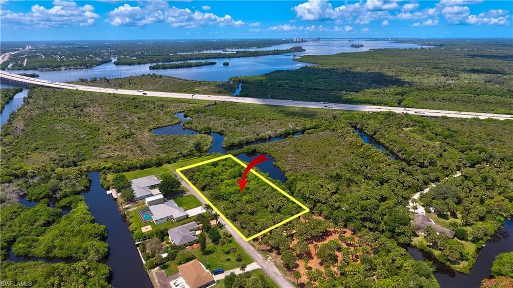 16781 Tarpon WAY NORTH FORT MYERS, FL 33917