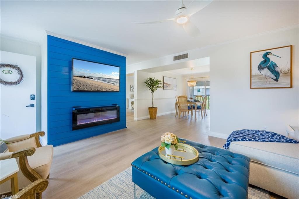 788 Park Shore DR E31 NAPLES, FL 34103