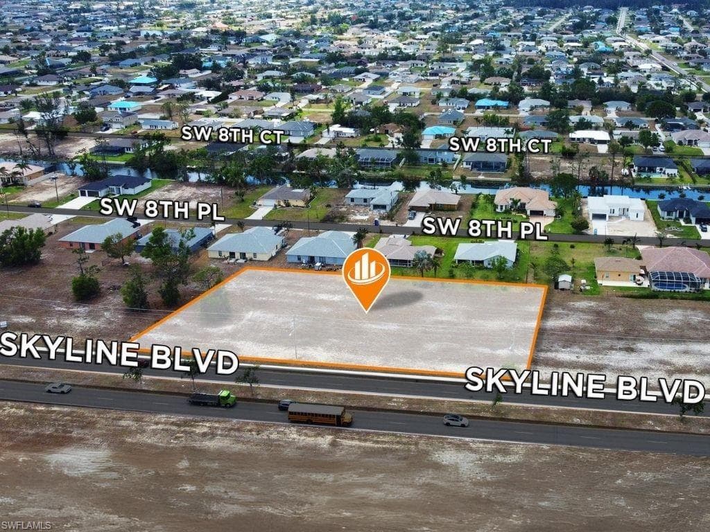 1102 Skyline BLVD CAPE CORAL, FL 33991