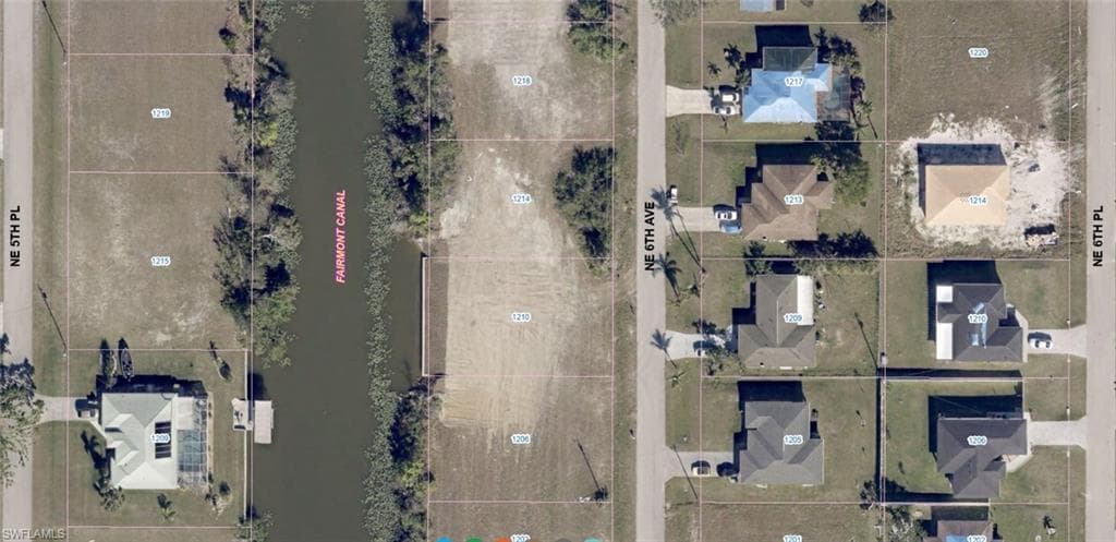 1214 NE 6TH AVE CAPE CORAL, FL 33909