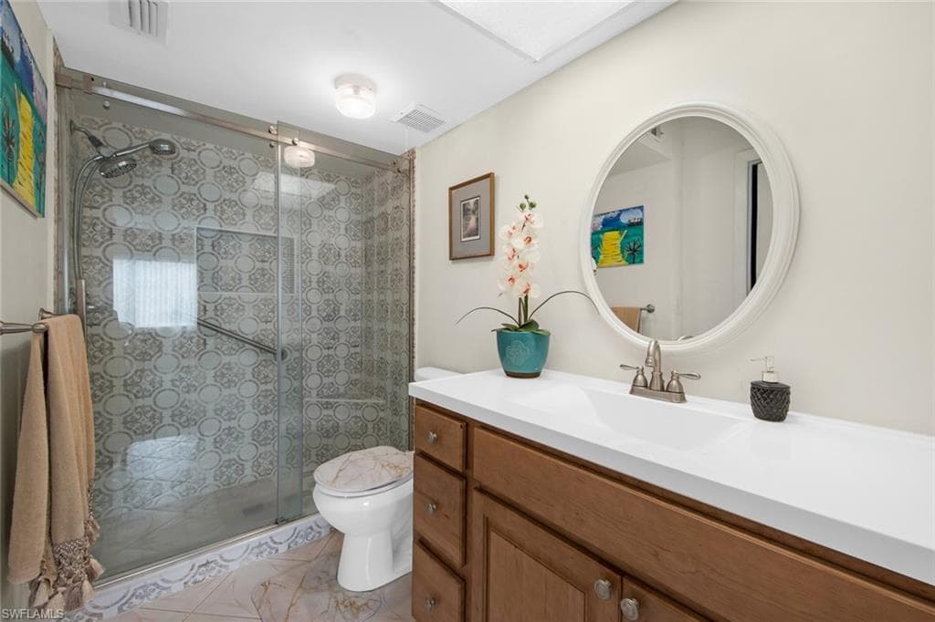 4084 Northlight DR 1703 NAPLES, FL 34112