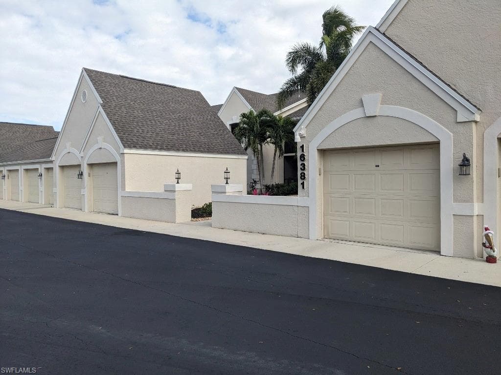 16381 Kelly Woods DR 147 FORT MYERS, FL 33908
