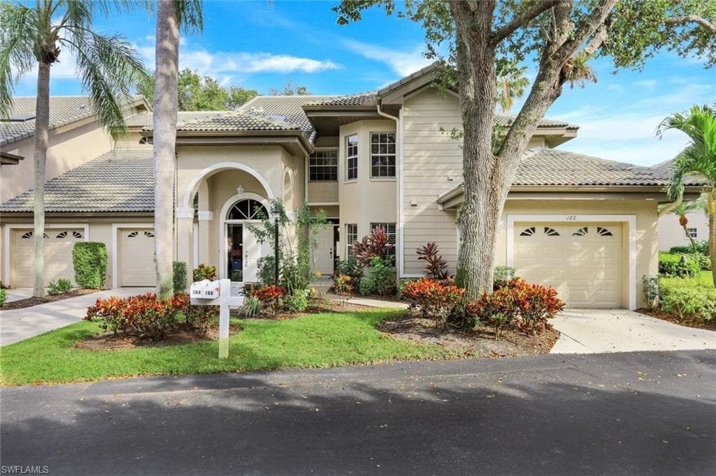 166 Via Perignon 8-2 NAPLES, FL 34119