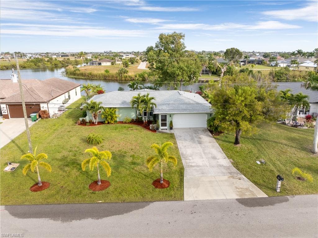 2917 SW 2nd TER CAPE CORAL, FL 33991