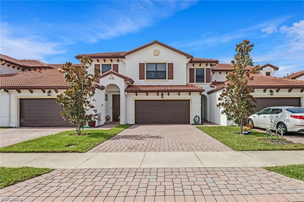 7797 Bristol CIR NAPLES, FL 34120
