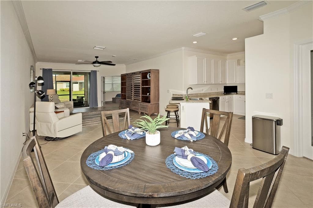 1855 Alameda DR NAPLES, FL 34120