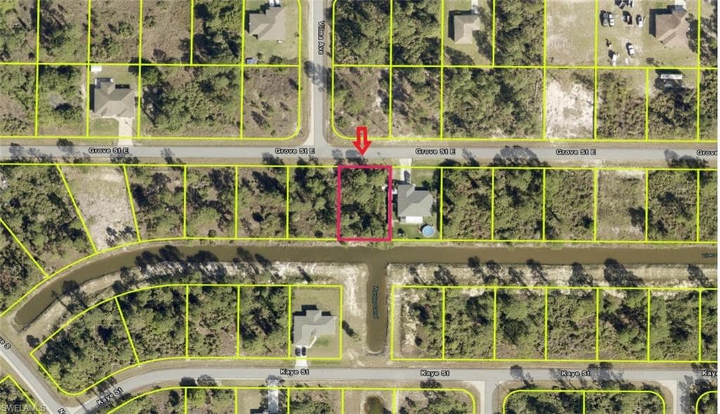 1062 Grove ST E LEHIGH ACRES, FL 33974