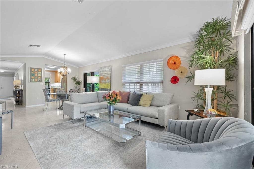 5922 Via Lugano 2.2 NAPLES, FL 34108