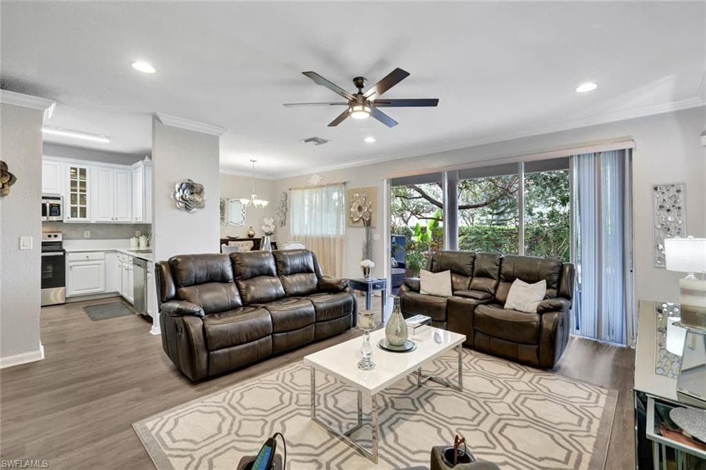 7009 Romana WAY 1603
