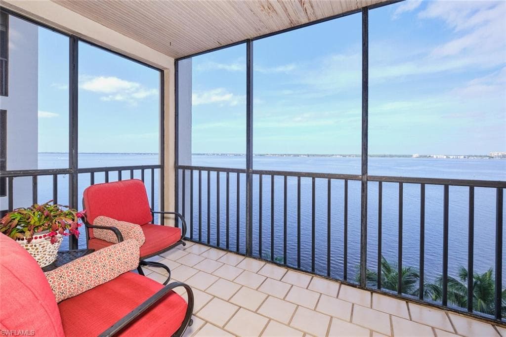 1901 Clifford ST 801 FORT MYERS, FL 33901