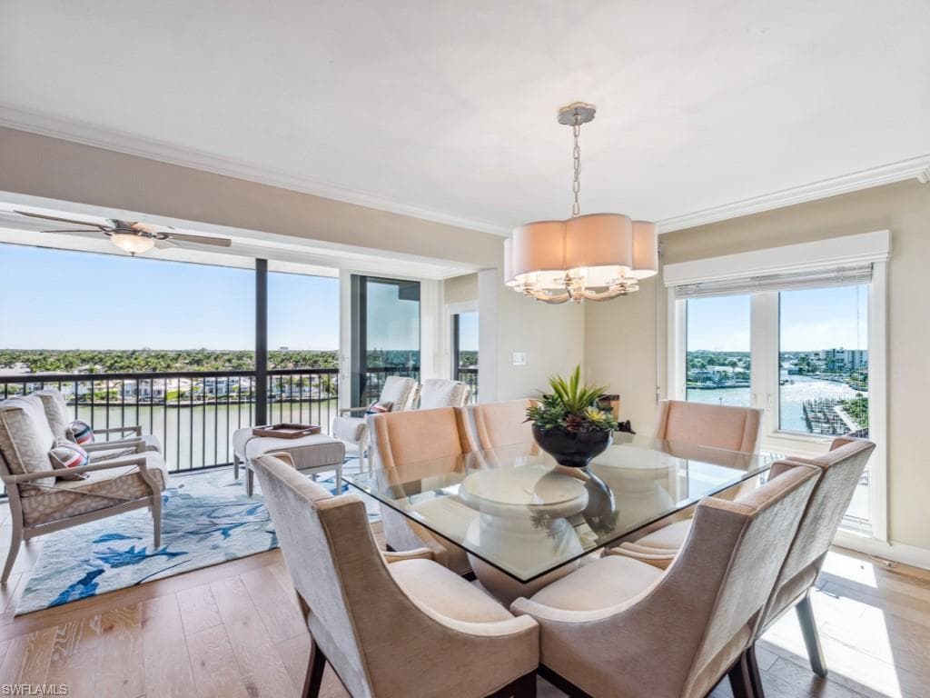 2650 Gulf Shore BLVD N 704 NAPLES, FL 34103
