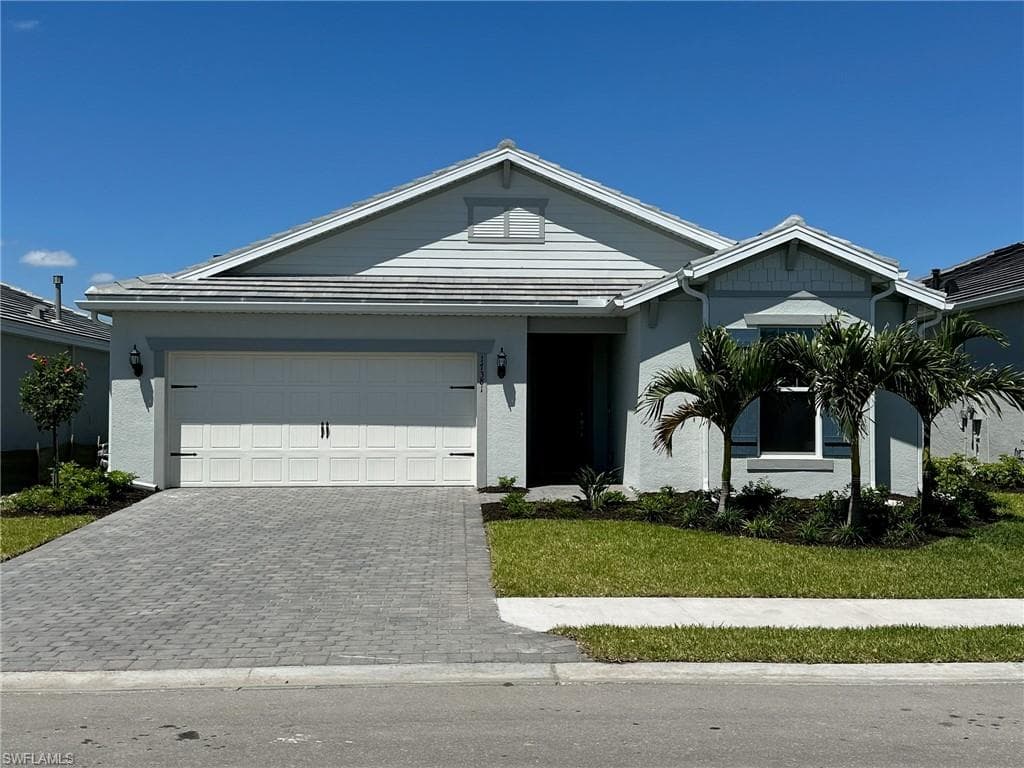 17381 Leaning Oak TRL NORTH FORT MYERS, FL 33917