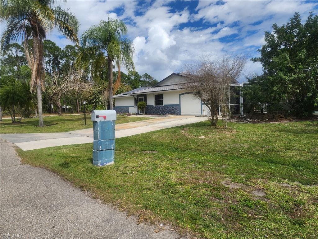 522 Michael AVE LEHIGH ACRES, FL 33936