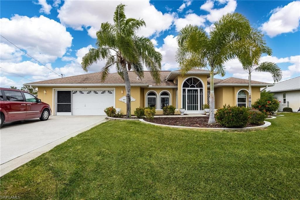 3728 SE 18th AVE CAPE CORAL, FL 33904