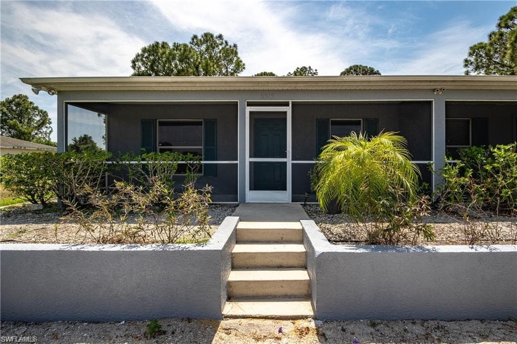 5313-5315 26th ST SW LEHIGH ACRES, FL 33973