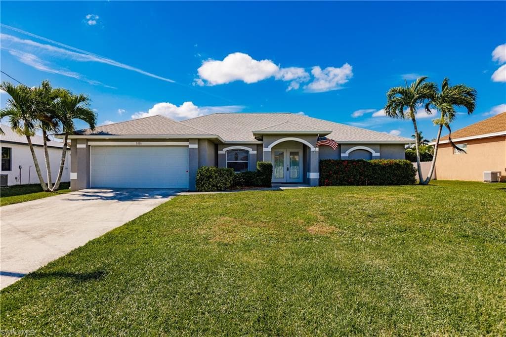 2516 SW 22nd PL CAPE CORAL, FL 33914