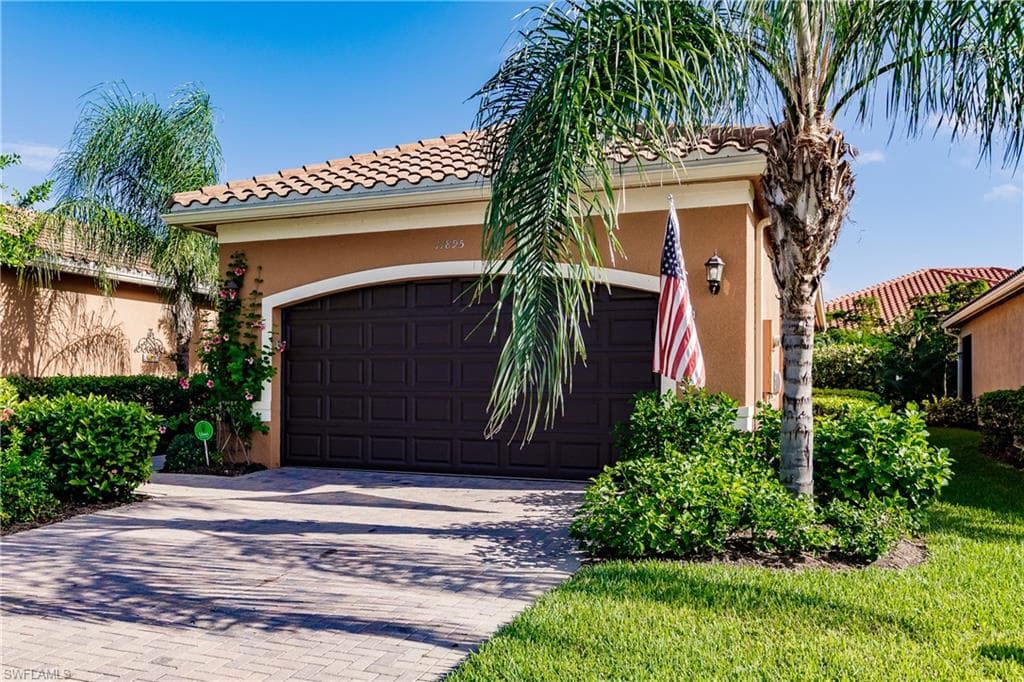11895 Five Waters CIR FORT MYERS, FL 33913