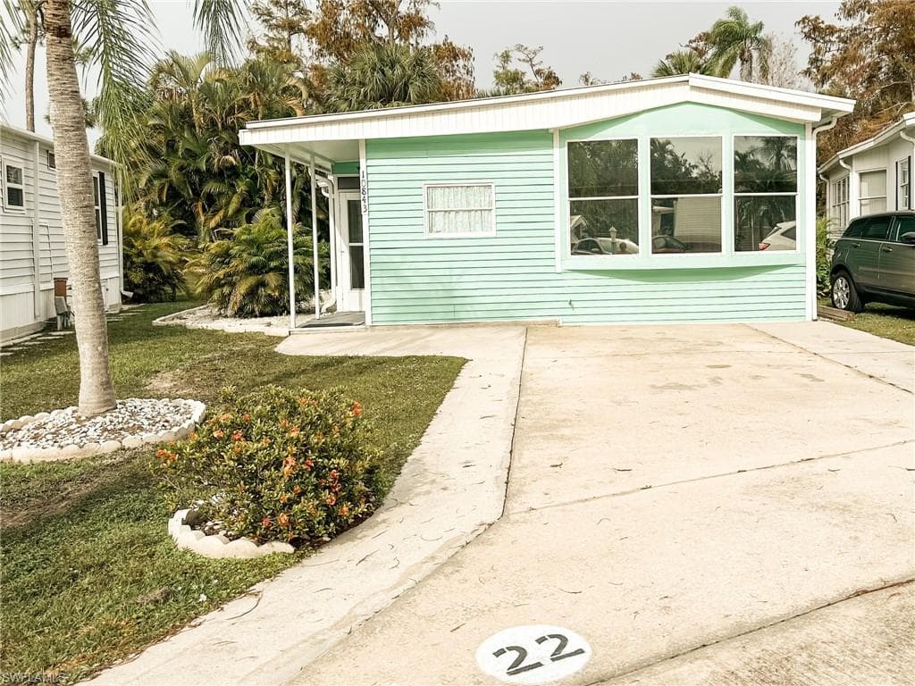 10843 White Wood Stork CIR 22 ESTERO, FL 33928