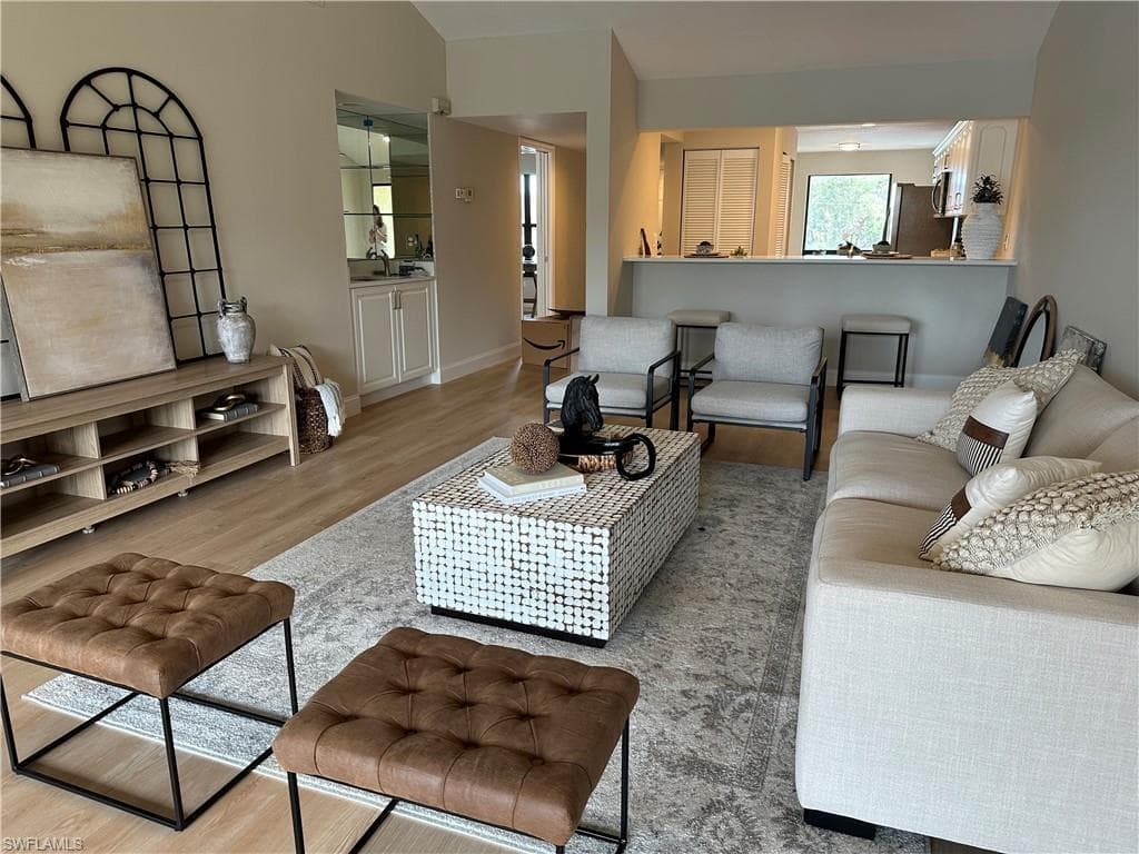 4440 Chantelle DR I-203 NAPLES, FL 34112