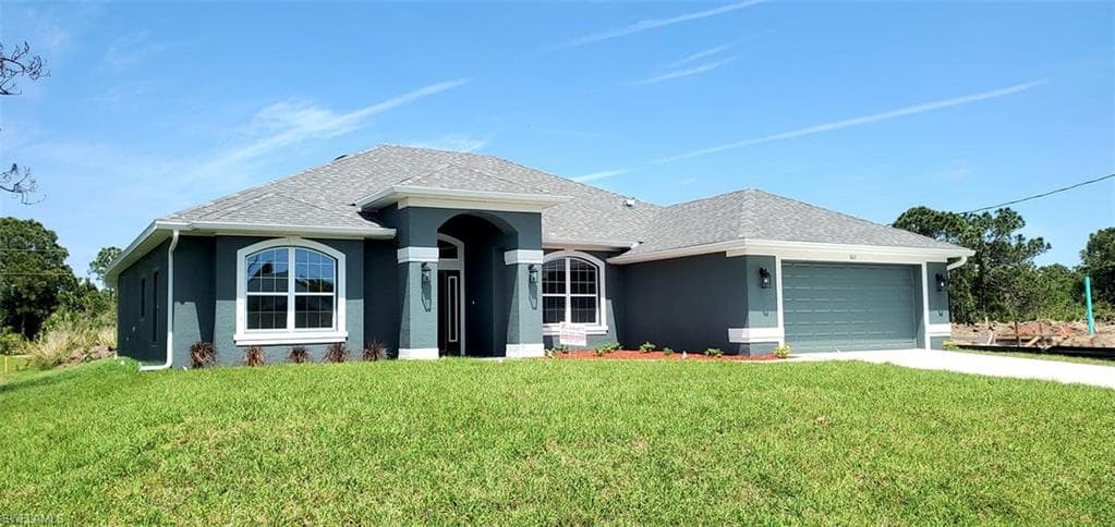 3012 37th ST W LEHIGH ACRES, FL 33971