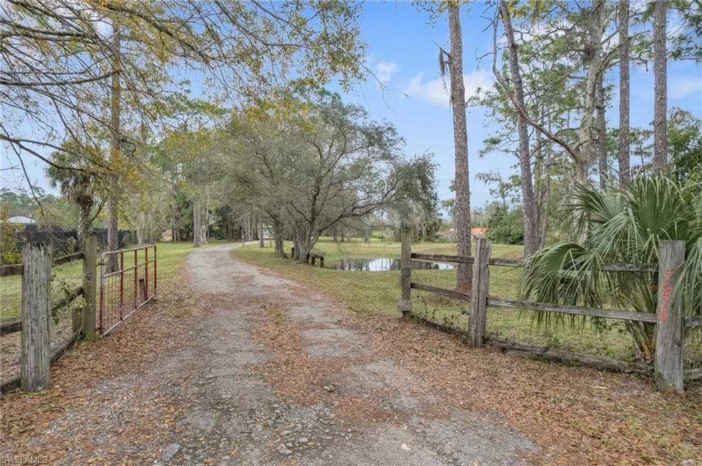 7270 Eastwood Acres RD FORT MYERS, FL 33905