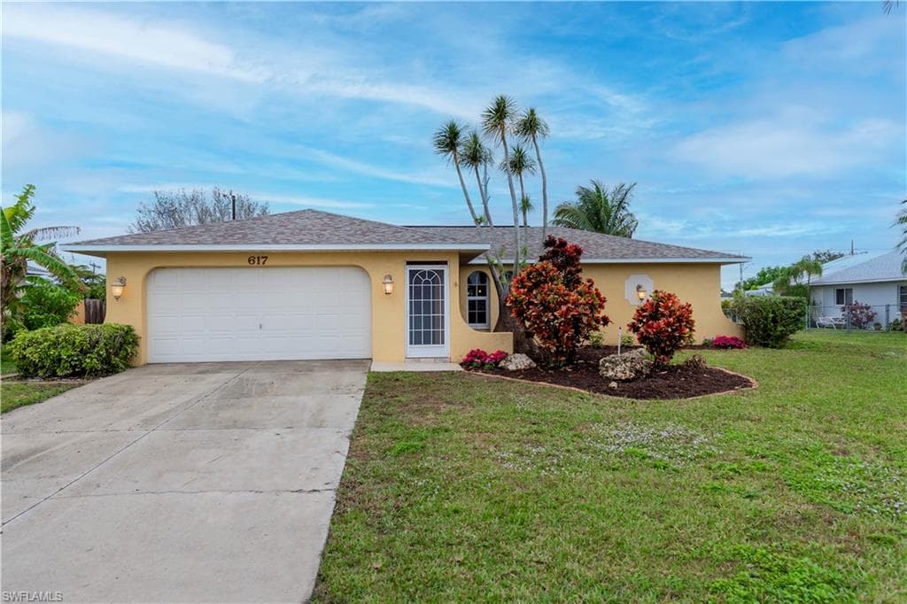 617 SW Santa Barbara PL CAPE CORAL, FL 33991