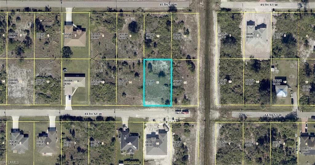 2802 44th Street West LEHIGH ACRES, FL 33971