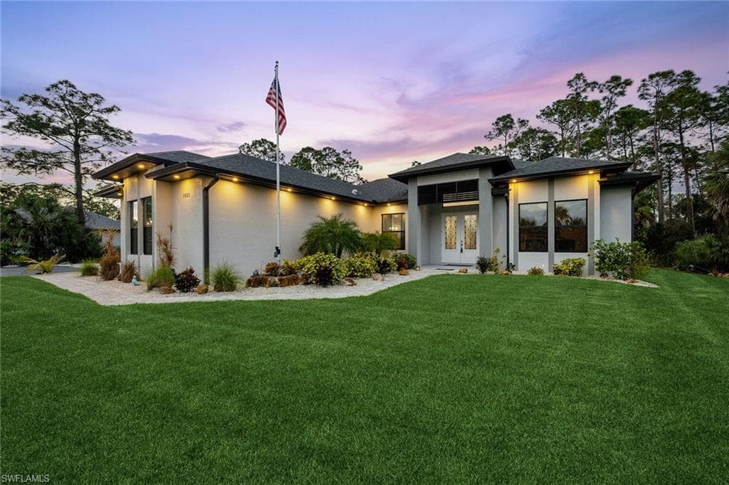 1021 10th AVE NE NAPLES, FL 34120