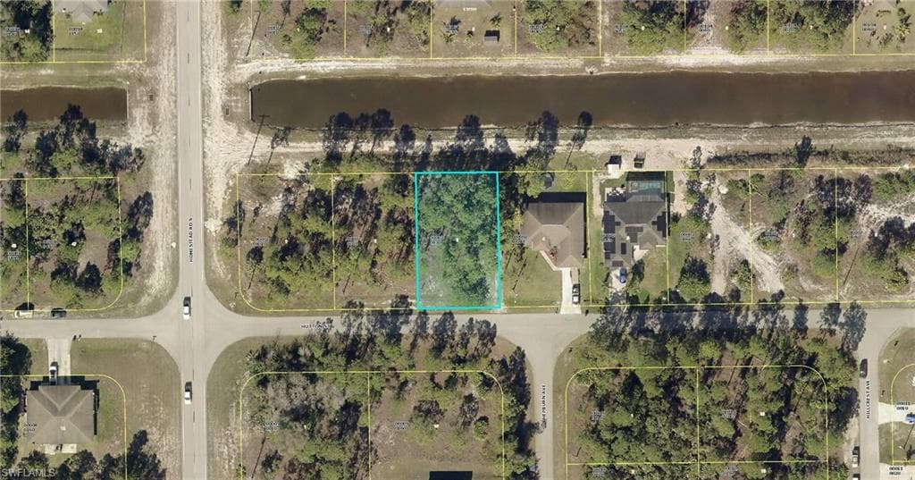 607 Hutton ST LEHIGH ACRES, FL 33974