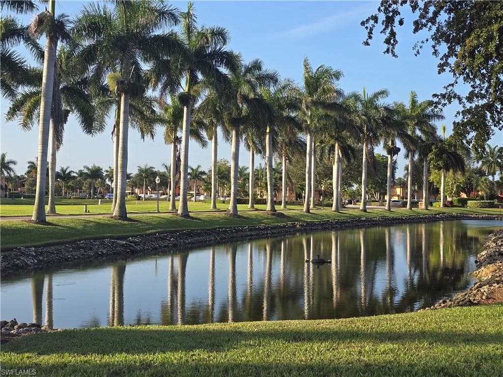 1534 Mainsail DR #5 NAPLES, FL 34114