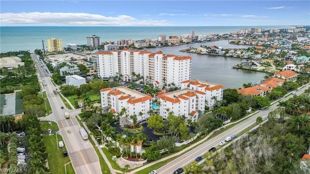 450 Launch CIR 302 NAPLES, FL 34108