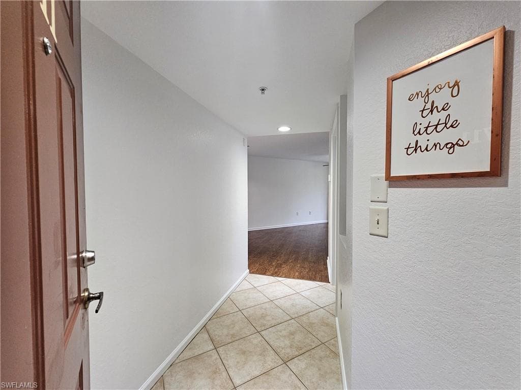 4105 Residence DR 711 FORT MYERS, FL 33901