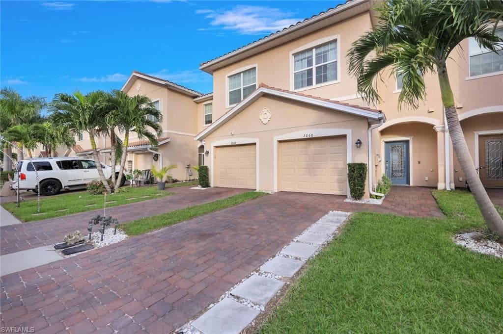 2660 Blossom WAY NAPLES, FL 34120
