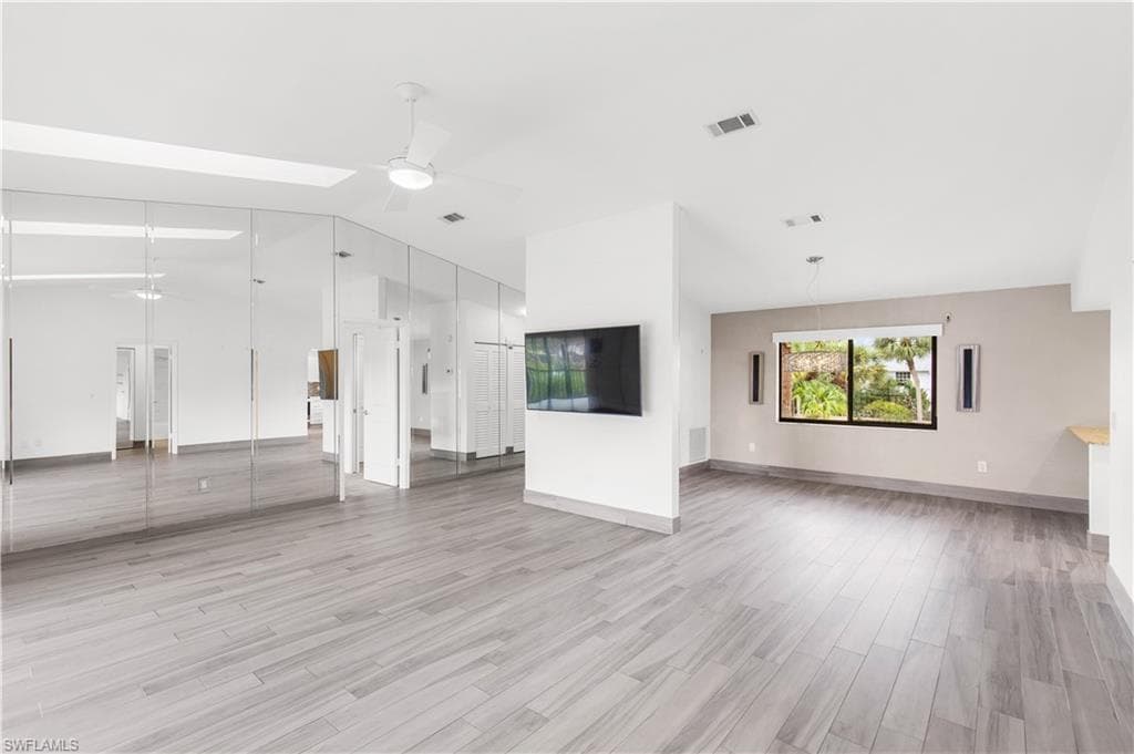 3207 HORSE CARRIAGE WAY 4012 NAPLES, FL 34105