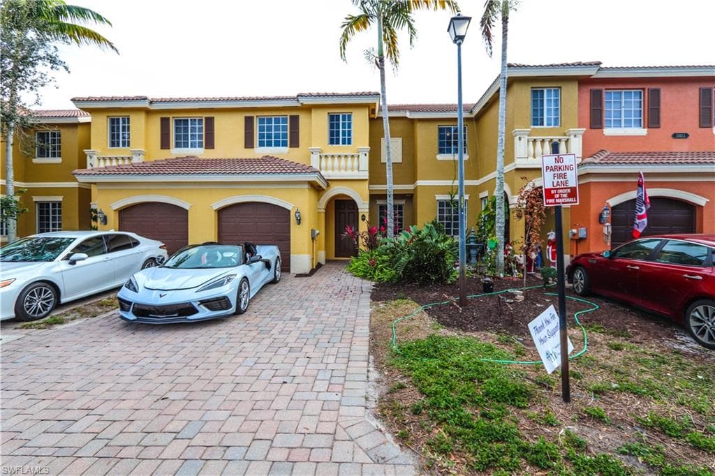 10280 Olivewood WAY 64 ESTERO, FL 33928
