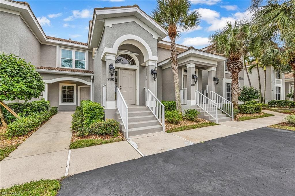 10105 Colonial Country Club BLVD 2504 FORT MYERS, FL 33913